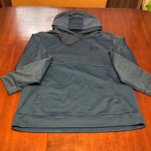 XL under armour hoodie